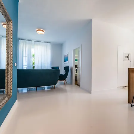 Aquamarine Sea View 아파트 자다르