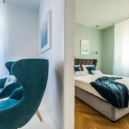 Aquamarine Sea View 아파트 *