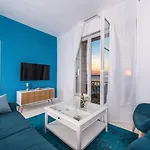 Aquamarine Sea View Apartment *