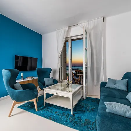 Aquamarine Sea View Apartamento