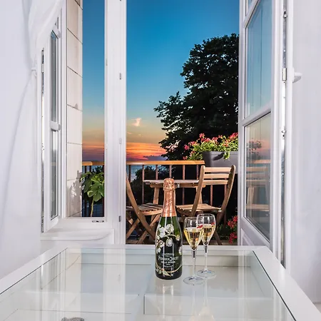 Aquamarine Sea View Appartement