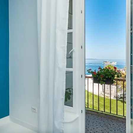 Aquamarine Sea View *