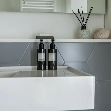 海蓝宝石海景公寓