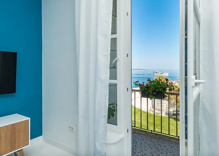 Aquamarine Sea View *